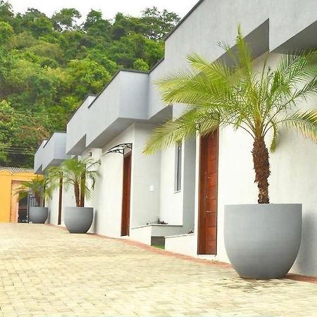 Pousada Familia Bueno Monte Alegre do Sul Exterior foto
